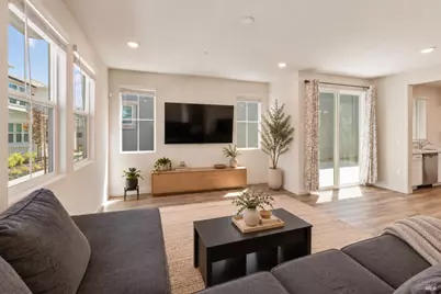 128 Clownfish Street, Suisun City, CA 94585 - Photo 8