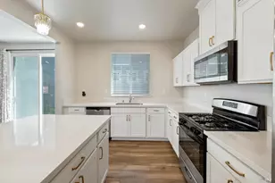 128 Clownfish St, Suisun City, CA 94585 - Photo 6