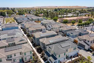 128 Clownfish St, Suisun City, CA 94585 - Photo 30