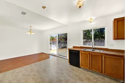 519 Crested Drive, Suisun City, CA 94585 - Photo 42