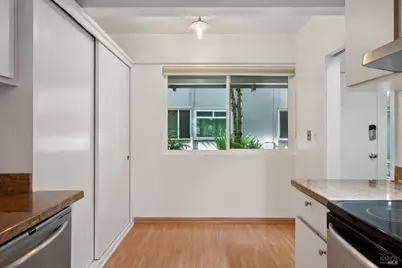 320 Via Casitas #111, Greenbrae, CA 94904 - Photo 16