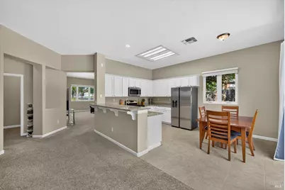 625 Blossom Oak Court, Vacaville, CA 95688 - Photo 12