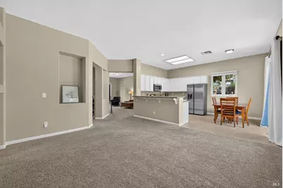 625 Blossom Oak Court, Vacaville, CA 95688 - Photo 10
