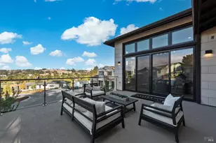 22 Oak Knoll Ct, Petaluma, CA 94952 - Photo 16
