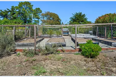 2039 Burnside Road, Sebastopol, CA 95472 - Photo 54