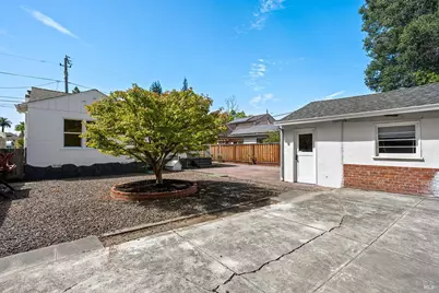 333 Lincoln Street, Santa Rosa, CA 95401 - Photo 16
