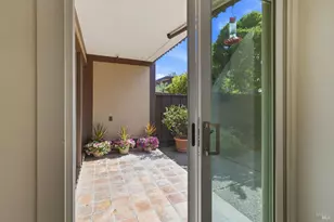 54 Surrey Ln, San Rafael, CA 94903 - Photo 18