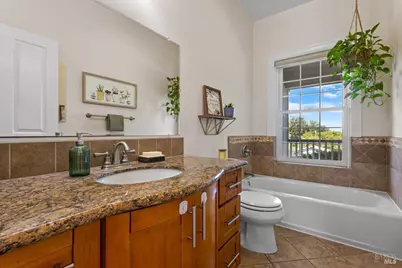 2460 Pleasant Hill Road, Sebastopol, CA 95472 - Photo 32