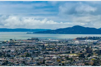 6013 Monterey Avenue, Richmond, CA 94805 - Photo 50
