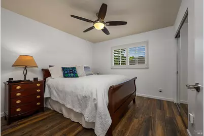 530 Entrada Drive #201, Novato, CA 94949 - Photo 16