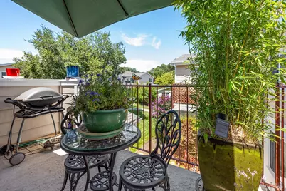 530 Entrada Drive #201, Novato, CA 94949 - Photo 10