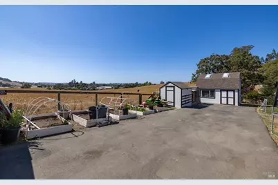 7651 Isabel Drive, Cotati, CA 94931 - Photo 22