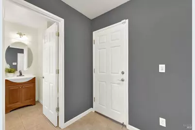 1894 Hummingbird Drive, Fairfield, CA 94534 - Photo 30