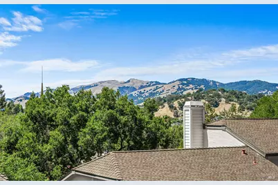 79 Village Circle, San Rafael, CA 94903 - Photo 24