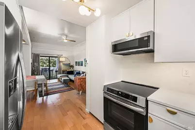 79 Village Circle, San Rafael, CA 94903 - Photo 10