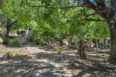 79 Village Circle, San Rafael, CA 94903 - Photo 26