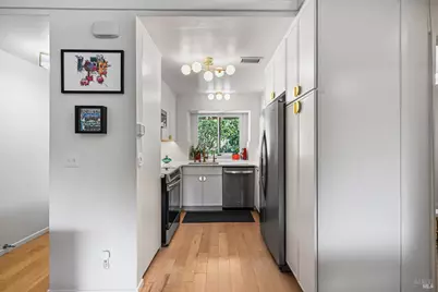 79 Village Circle, San Rafael, CA 94903 - Photo 6