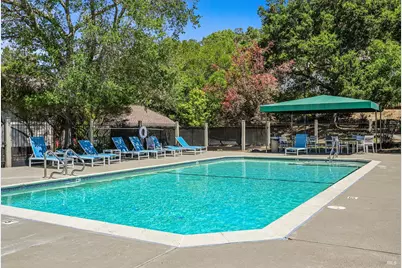 79 Village Circle, San Rafael, CA 94903 - Photo 28