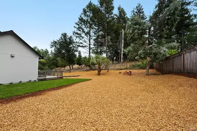 2016 Eagle Court, Santa Rosa, CA 95403 - Photo 40