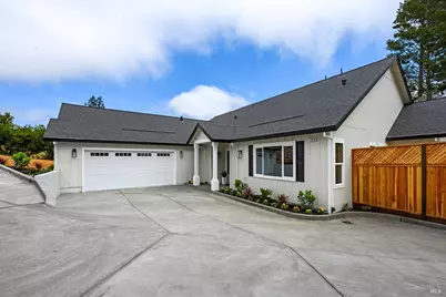 2016 Eagle Court, Santa Rosa, CA 95403 - Photo 2
