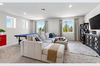 1025 Yateley Court, Vacaville, CA 95687 - Photo 18