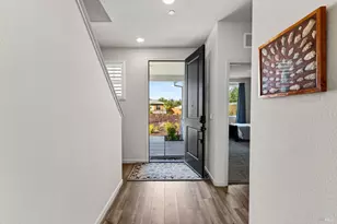 1025 Yateley Ct, Vacaville, CA 95687 - Photo 4