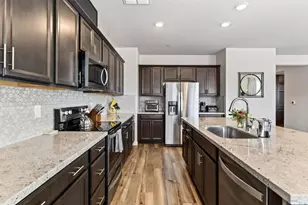 1025 Yateley Ct, Vacaville, CA 95687 - Photo 14