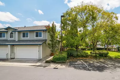 42 Meridian Circle, Rohnert Park, CA 94928 - Photo 2