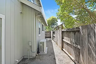 660 Gregory Cir, Sonoma, CA 95476 - Photo 32