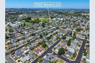7555 Beverly Drive, Rohnert Park, CA 94928 - Photo 32