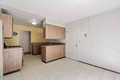 7555 Beverly Drive, Rohnert Park, CA 94928 - Photo 12