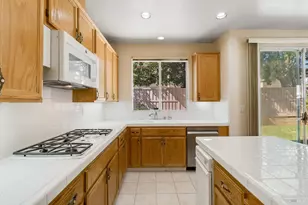 2140 Aspen Way, Antioch, CA 94509 - Photo 18