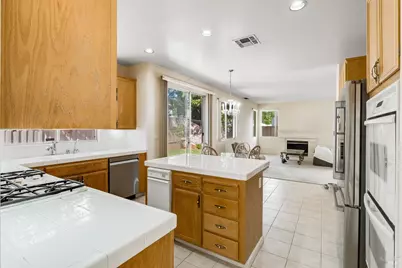 2140 Aspen Way, Antioch, CA 94509 - Photo 16