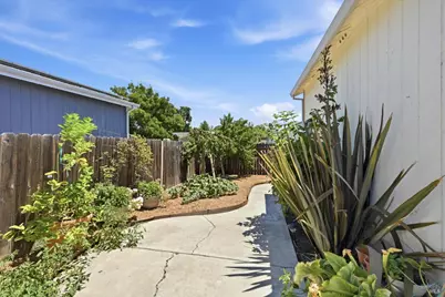 200 Island View Drive, Lakeport, CA 95453 - Photo 18