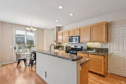 925 Aussie Avenue, Santa Rosa, CA 95407 - Photo 22