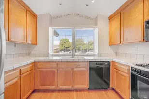 2003 Tokay St, Santa Rosa, CA 95404 - Photo 12