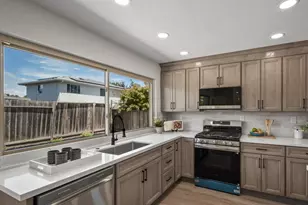 2456 Claret St, Napa, CA 94558 - Photo 12
