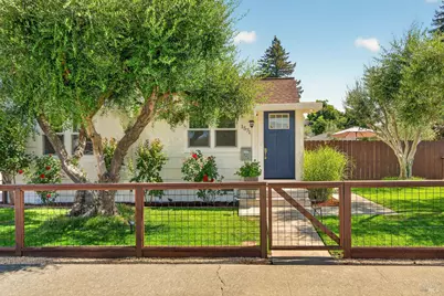 1571 Menlo Avenue, Napa, CA 94558 - Photo 2