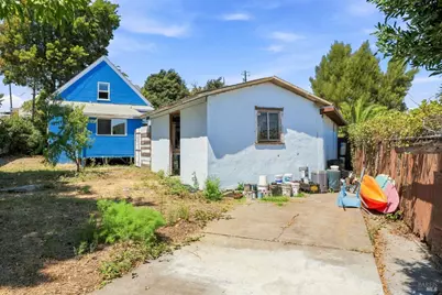 809 Dishong Street, Vallejo, CA 94590 - Photo 32