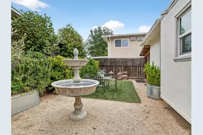 2 Bulson Court, Napa, CA 94559 - Photo 16