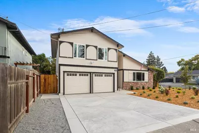 492 Albert Way, Petaluma, CA 94954 - Photo 1