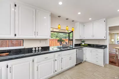 396 Sundance Way, Novato, CA 94945 - Photo 6