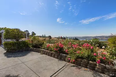 406 Larkin Drive, Benicia, CA 94510 - Photo 46