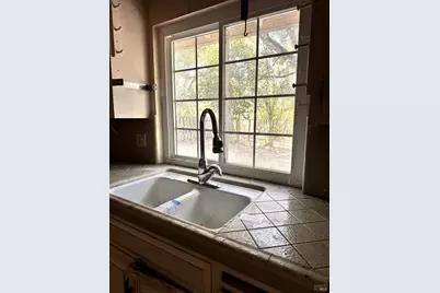 2850 Creekside Road, Santa Rosa, CA 95405 - Photo 8