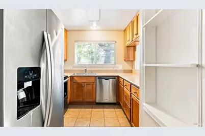225 Burt Street #10, Santa Rosa, CA 95407 - Photo 8