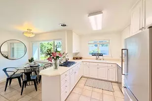 44 Robinhood Dr, San Rafael, CA 94901 - Photo 8