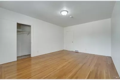 328 Moorland Street, Vallejo, CA 94590 - Photo 22