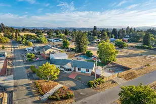 2294 Chester Dr, Penngrove, CA 94951 - Photo 30