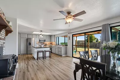 2294 Chester Drive, Penngrove, CA 94951 - Photo 16