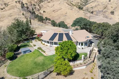 8725 Quail Canyon Road, Vacaville, CA 95688 - Photo 12